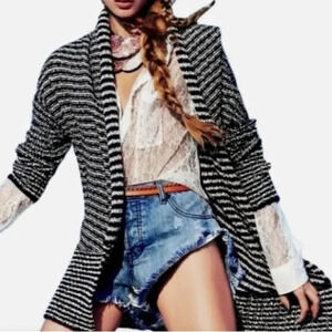 Striped Open-Front Cardigan Sweater - Black & White